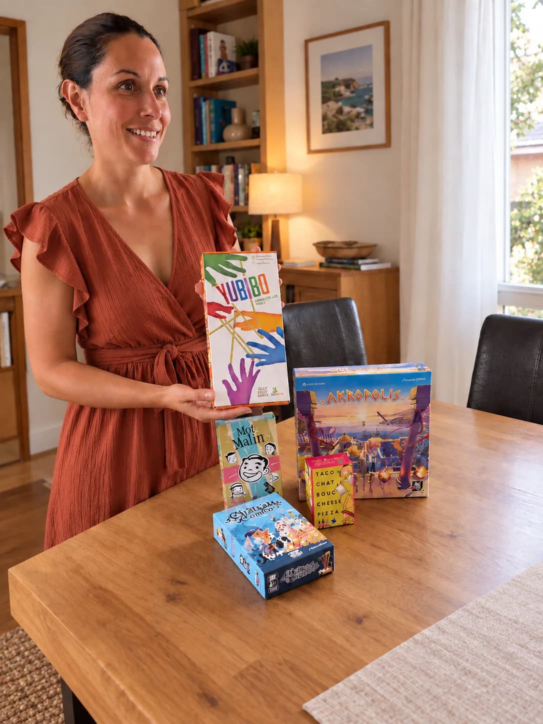 Claire, fondatrice de QuiAnim, présente une sélection de jeux de société